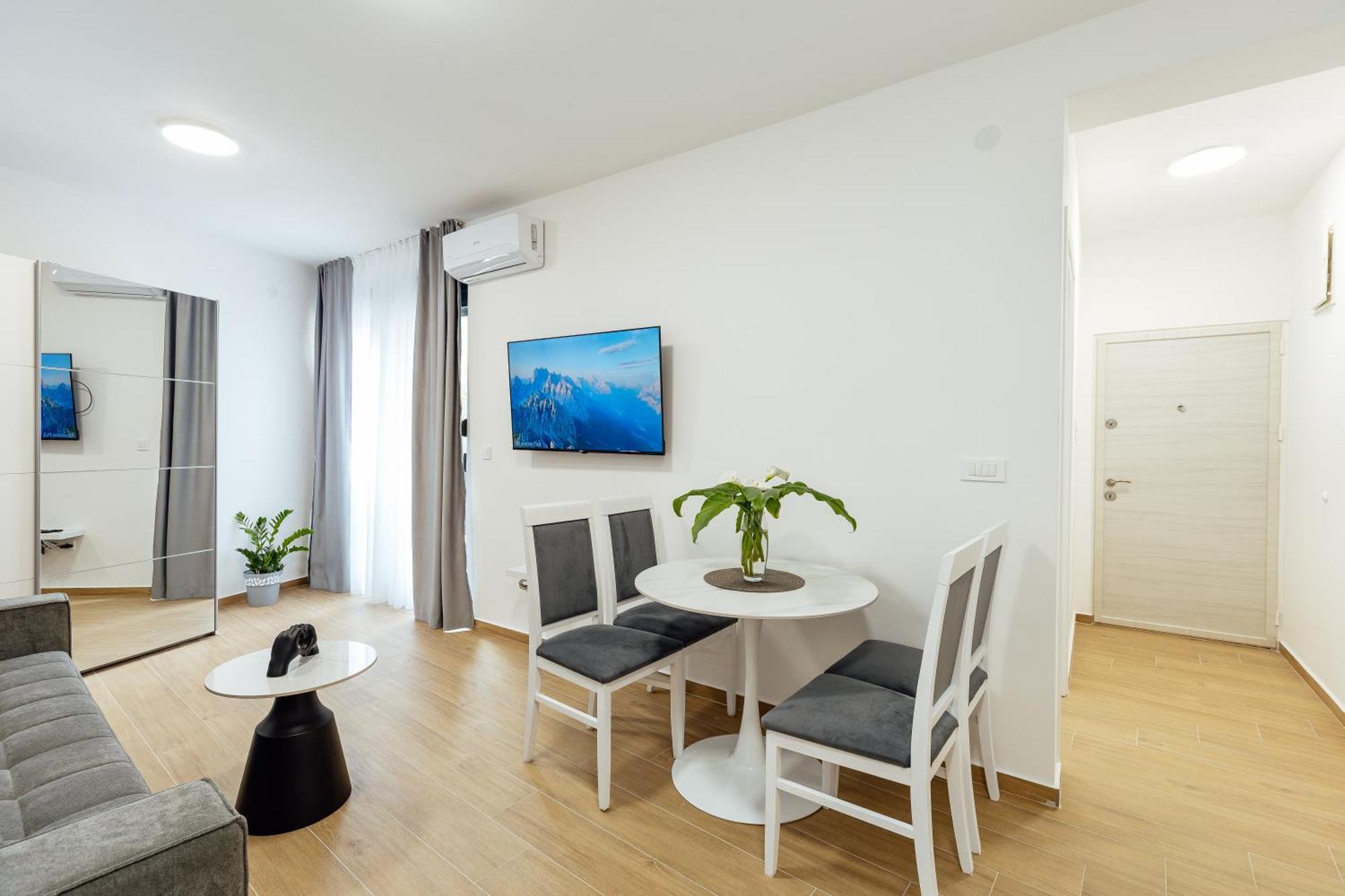 Ivo Apartment