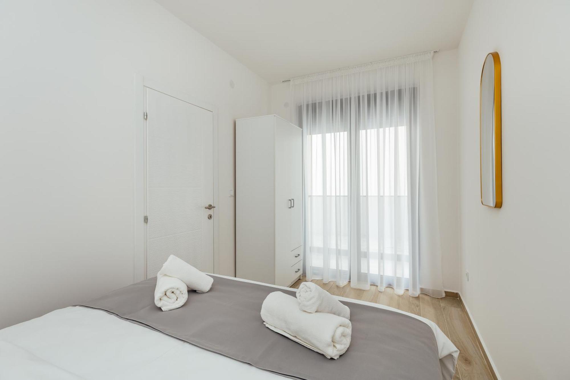 Ivo Apartment *