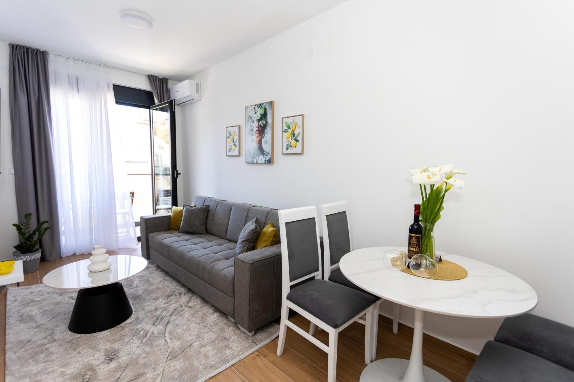 Ivo Apartment